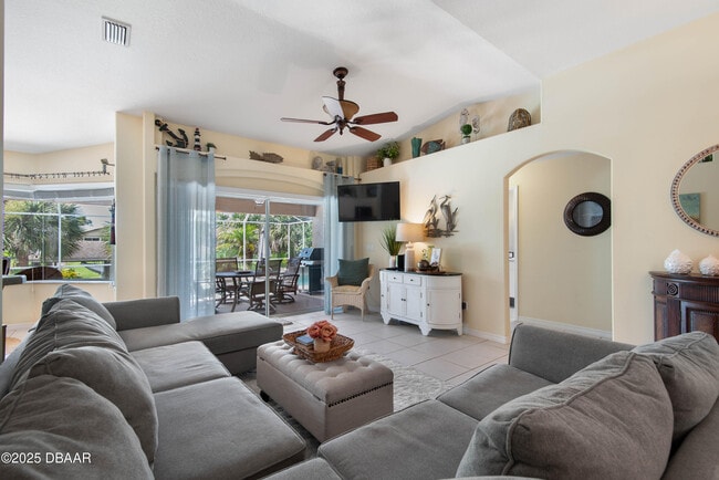 Photo - 15 Coolidge Ct