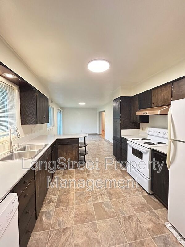 Photo - 1930 NW Kings Blvd