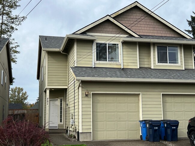 Photo - 747-747 SE Tampa St Unidad 751