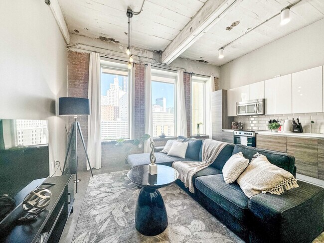 Building Photo - 555 Evergreen St Unit ID1134626P Rental