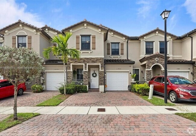 Building Photo - 11460 SW 252nd Ter Rental