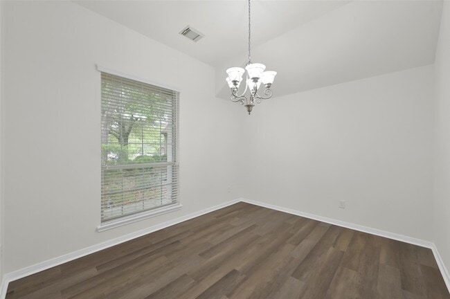 Photo - 10 Barker Ridge Ct
