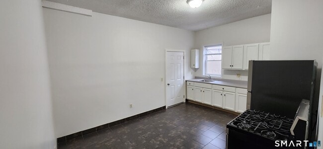 Photo - 24 Meadow St Unit 1 North