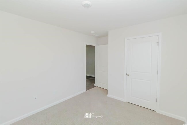 Photo - 286 Jeff Waters Cir