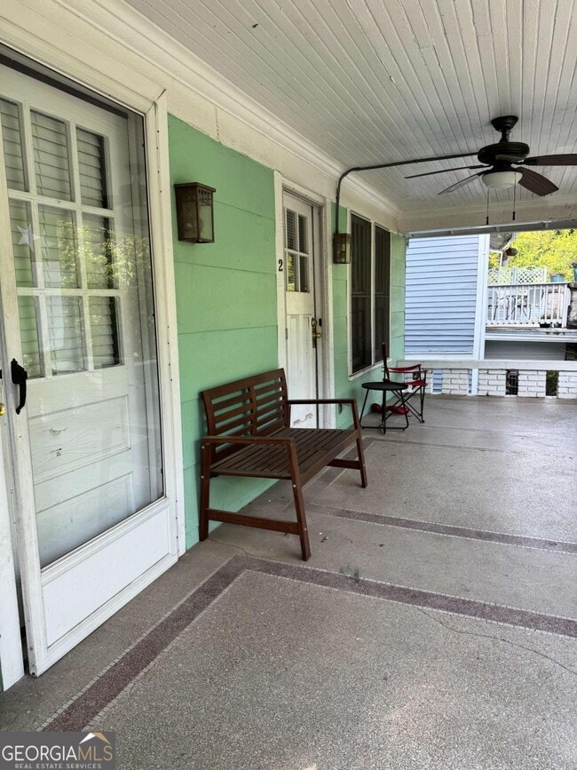 Photo - 343 4th St NE