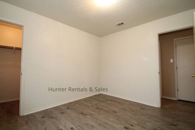 Photo - Alright Alma!