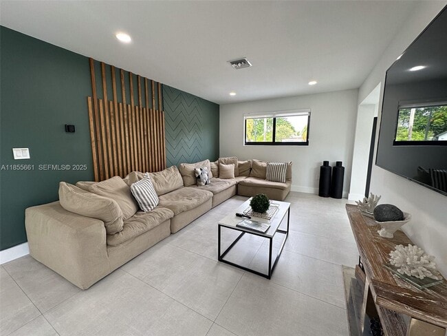 Photo - 9426 Caribbean Blvd