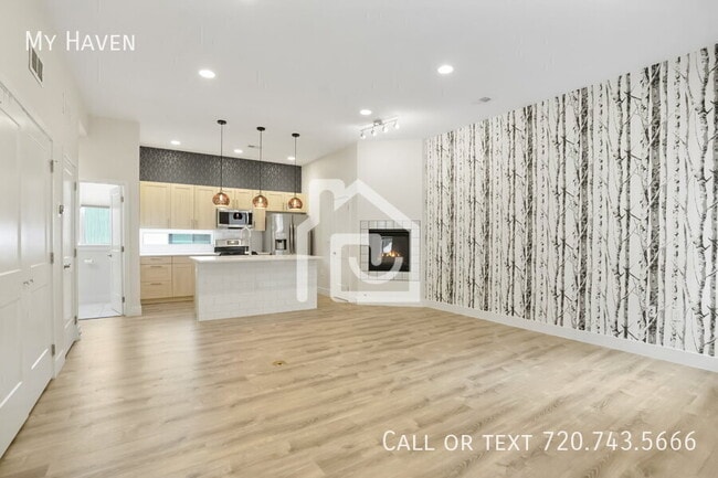 Building Photo - 2922 W 26th Ave Rental