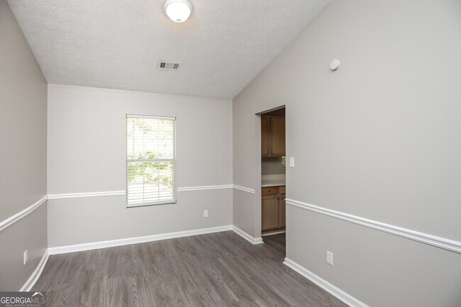 Photo - 851 Plumbridge Ct