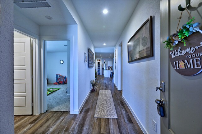 Photo - 8522 Kokernot Ln