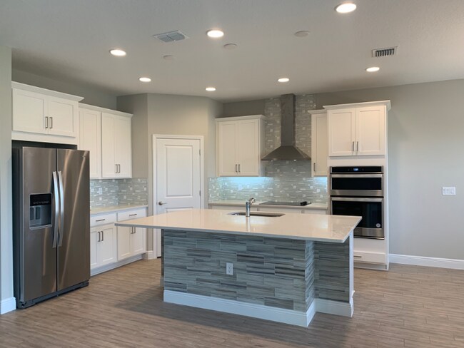 Photo - 15247 Lake Lamonia St