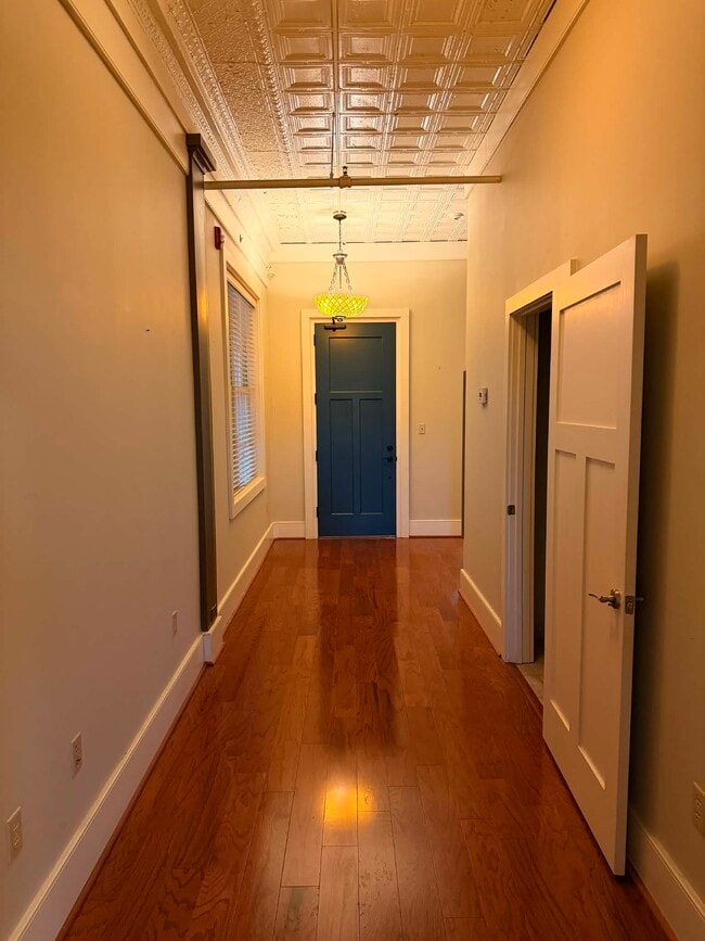 Photo - Oak Street Place