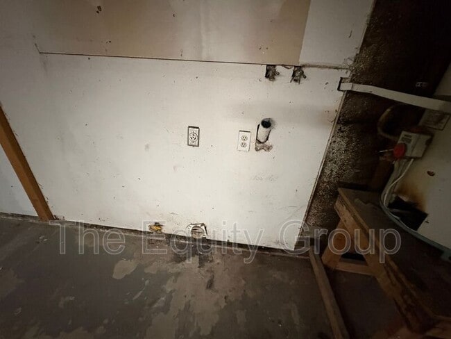 Photo - 737 S Spruce St