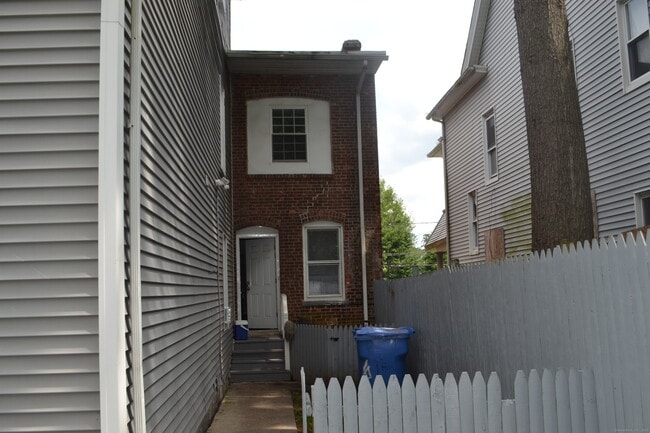 Photo - 255 Walnut St Apartment Unit 4