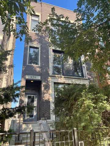 Building Photo - 859 N Paulina St Unit 001 Rental
