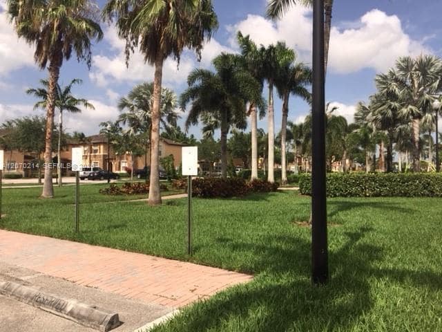 Photo - 3360 NE 14th Dr Unidad 210-30
