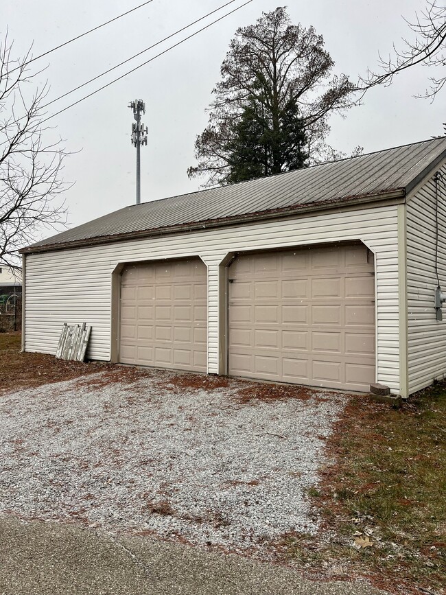 Photo - 2742 Walnut St