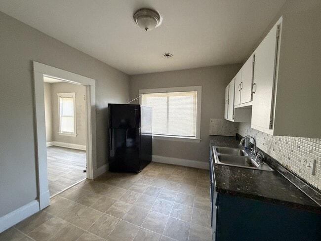 3607 Daisy Ave Unidad 1