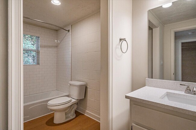 Photo - 150 Old Princeton Rd