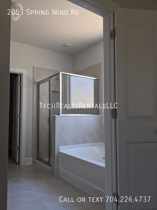 Photo - 2053 Spring Wind Rd