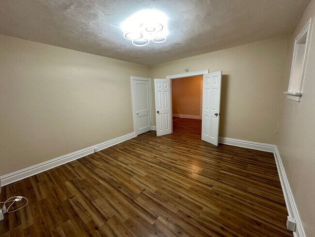 Photo - 3859 Alberta St Unit 3859 - 1Fl