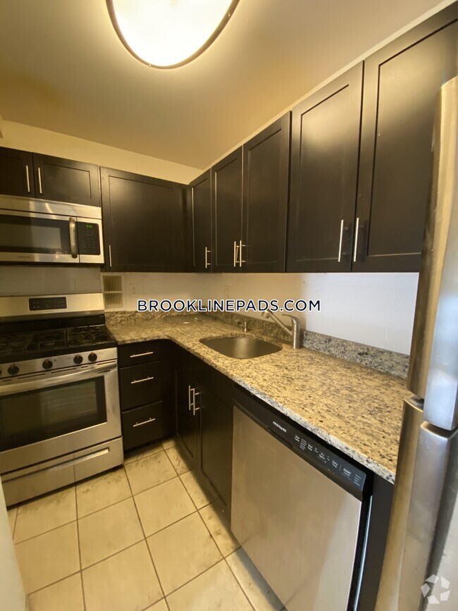 Building Photo - 175 Freeman St Unit 909 Rental