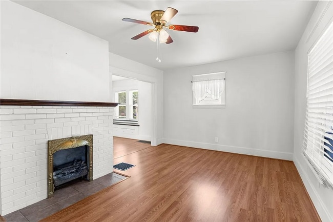 Photo - 326-328 Sherman Ave Unit 326