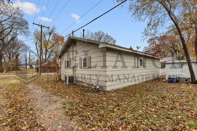 Photo - 209 N Topeka St