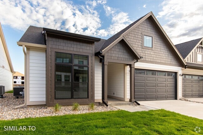 Building Photo - Premium Ames Townhome located at Hayden's ...