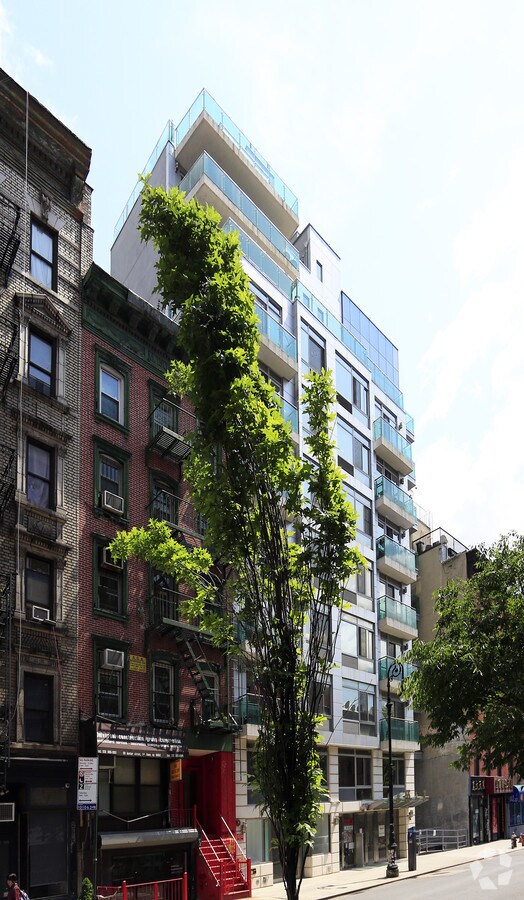 Photo - 53 Hester St