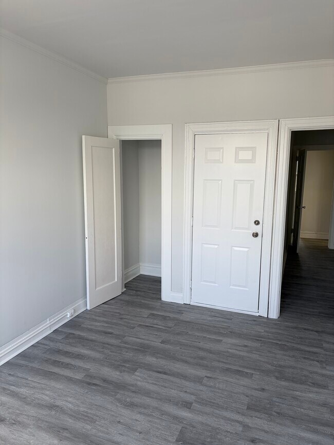 Photo - 351 Greenwich Ave Unidad 3