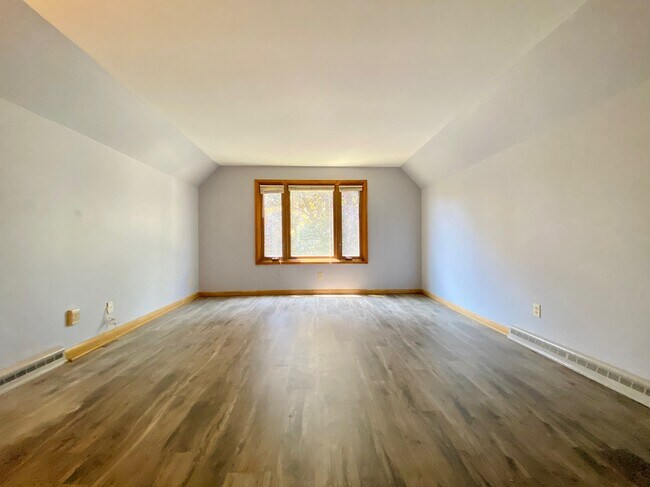 Photo - 3860 S Whitnall Ave