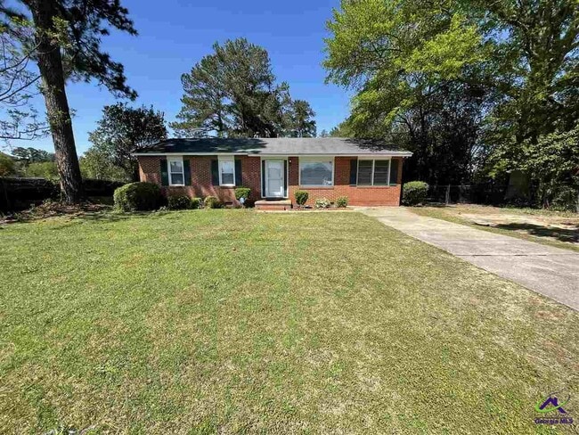 Photo - 111 Nix Way