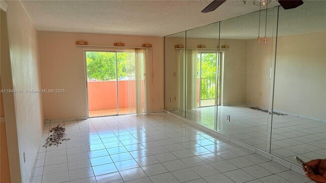 Building Photo - 505 NW 72nd Ave Unit 302 Rental
