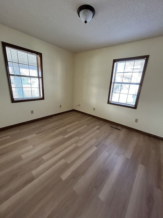 Photo - Cute and Cozy 2BR/1BA House - A MUST SEE!