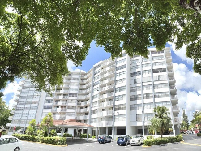 Photo - 1300 NE Miami Gardens Dr Unit 711E