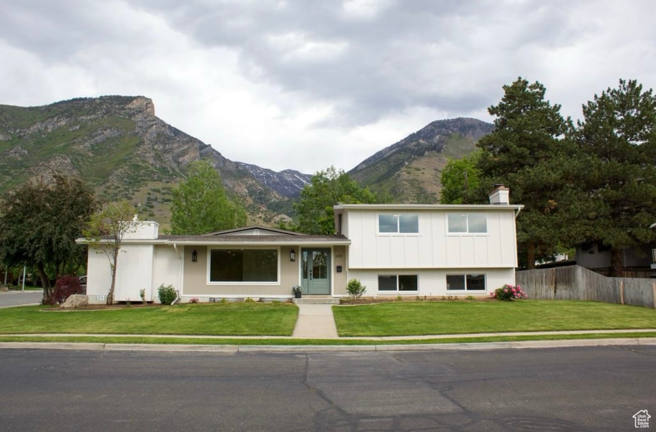 Photo - 685 Idaho Ave Unidad Upstairs