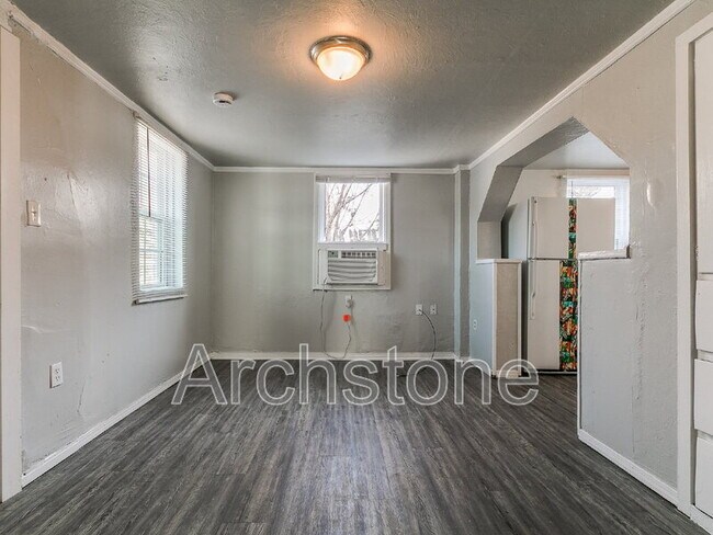 Photo - 1233 N Grand Blvd