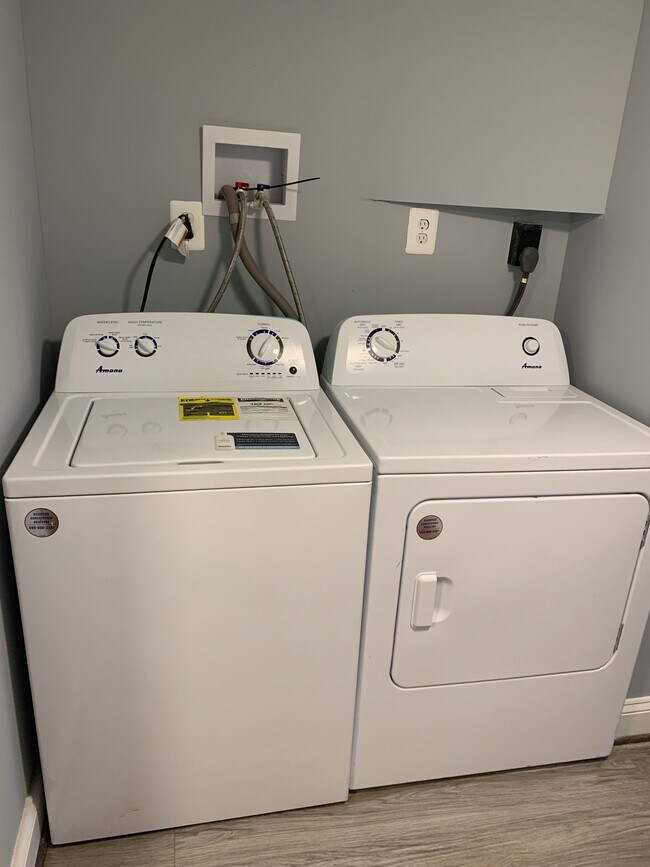 Photo - 148 N East Ave