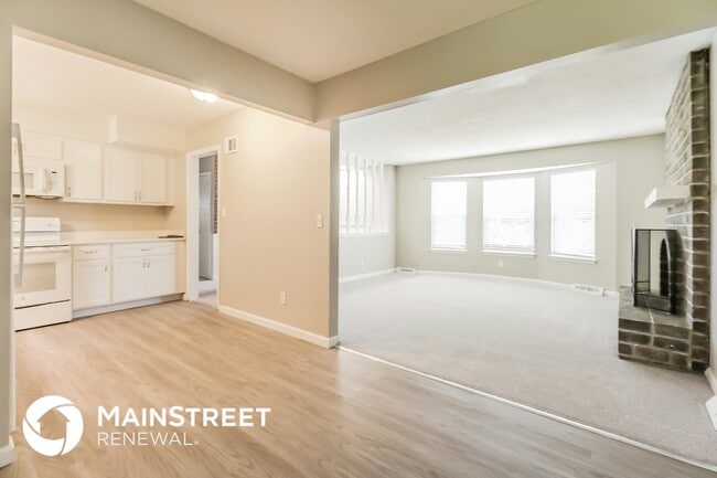 Photo - 8710 Stark Ave