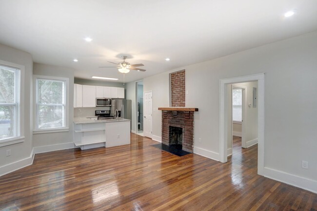 Completely Renovated - Three Bedroom, Two ... - Completely Renovated - Three Bedroom, Two ... House
