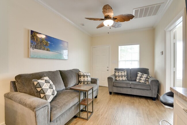 1208 26th St Unit SI ID1546007P