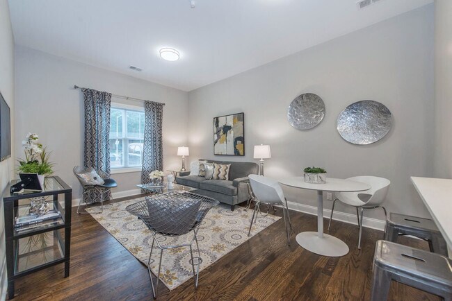 Photo - 742 Park Ave