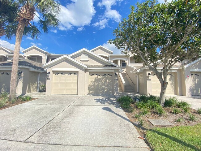 Building Photo - Beautiful 2/2 Condo in North Shore at Lake...