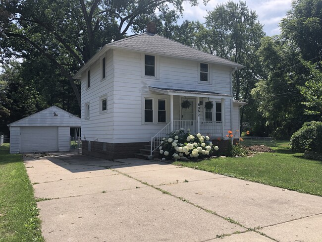 Front of House - 6062 Hardy Ave House