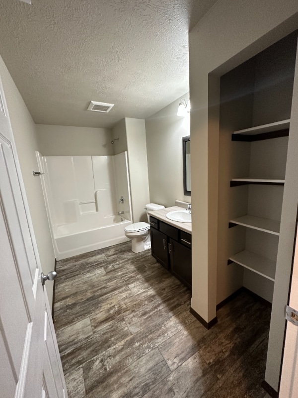 Photo - 7524 S Beal Ave
