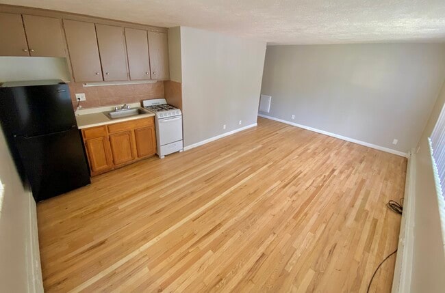 Photo - Corona Manor