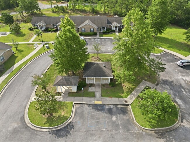 Photo - Country Club Cottages