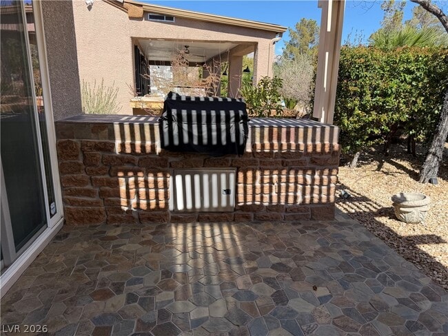 Photo - 7826 Lyrebird Dr