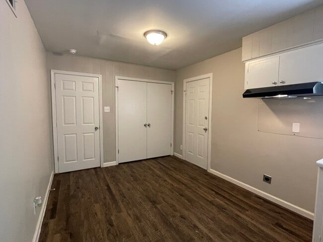 Photo - 7015 Eddy Ln